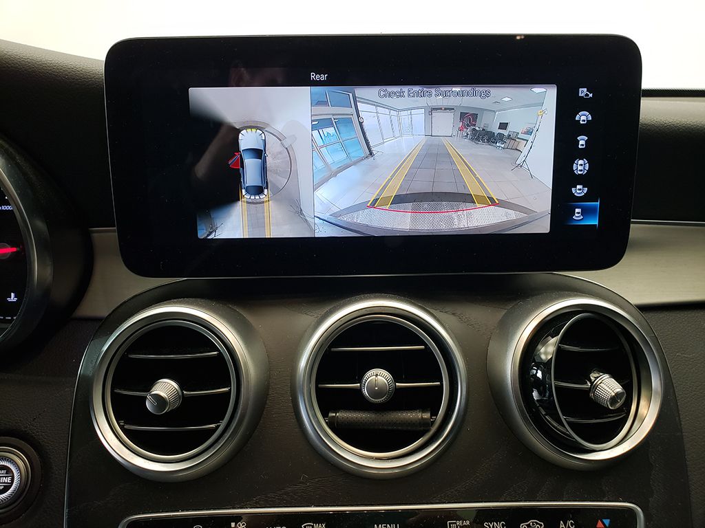 Thumbnail: 2021 Mercedes-Benz GLC - 16