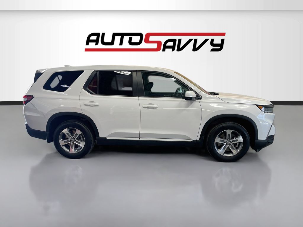 Used 2025 White Honda EX-L image 8