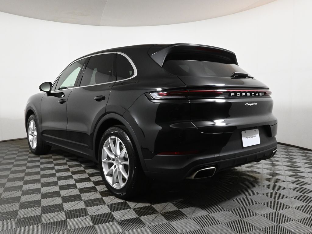 Thumbnail: 2024 Porsche Cayenne - 3