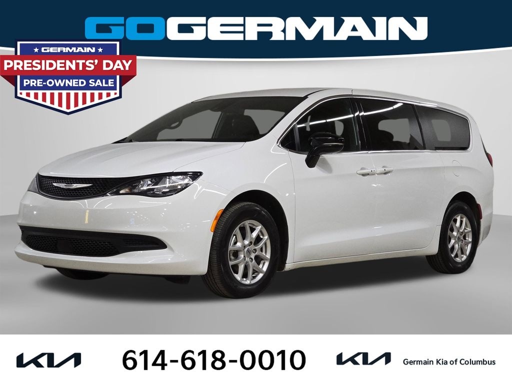 2025 Chrysler Voyager LX FWD