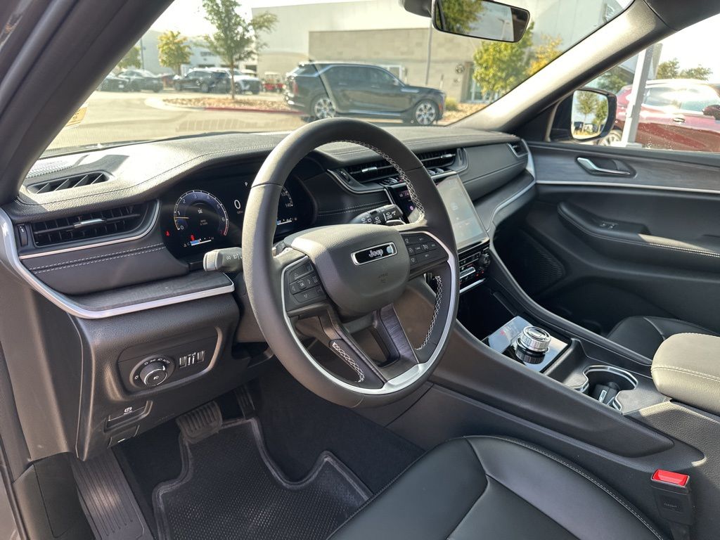 New Car 2025 Jeep Grand Cherokee L  Limited For Sale Under $50,000 In Austin, Texas