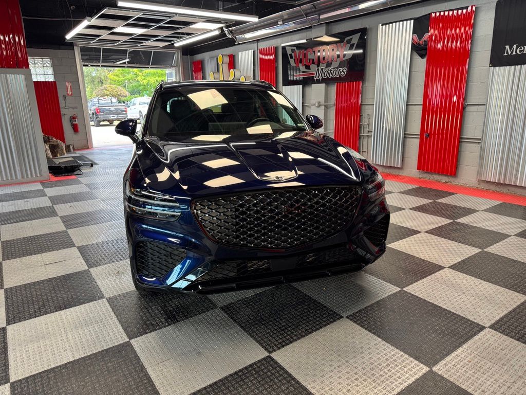 2025 Genesis GV70