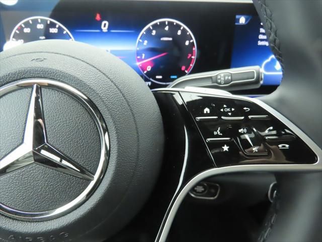 Thumbnail: 2026 Mercedes-Benz GLE - 12