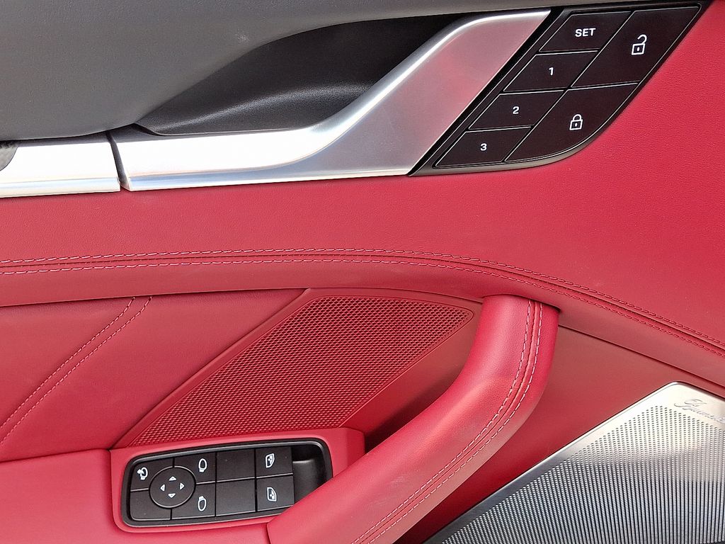 2025 Porsche 911 Turbo S 12