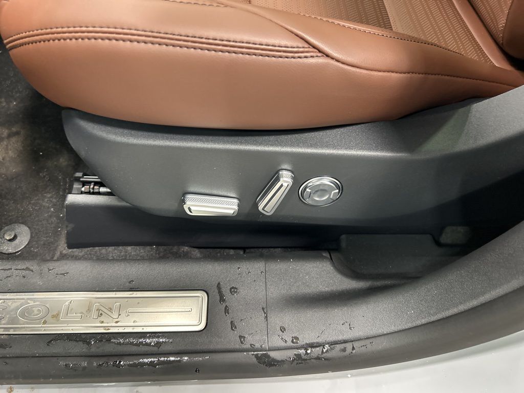 new 2026 Lincoln Nautilus car, priced at $70,770