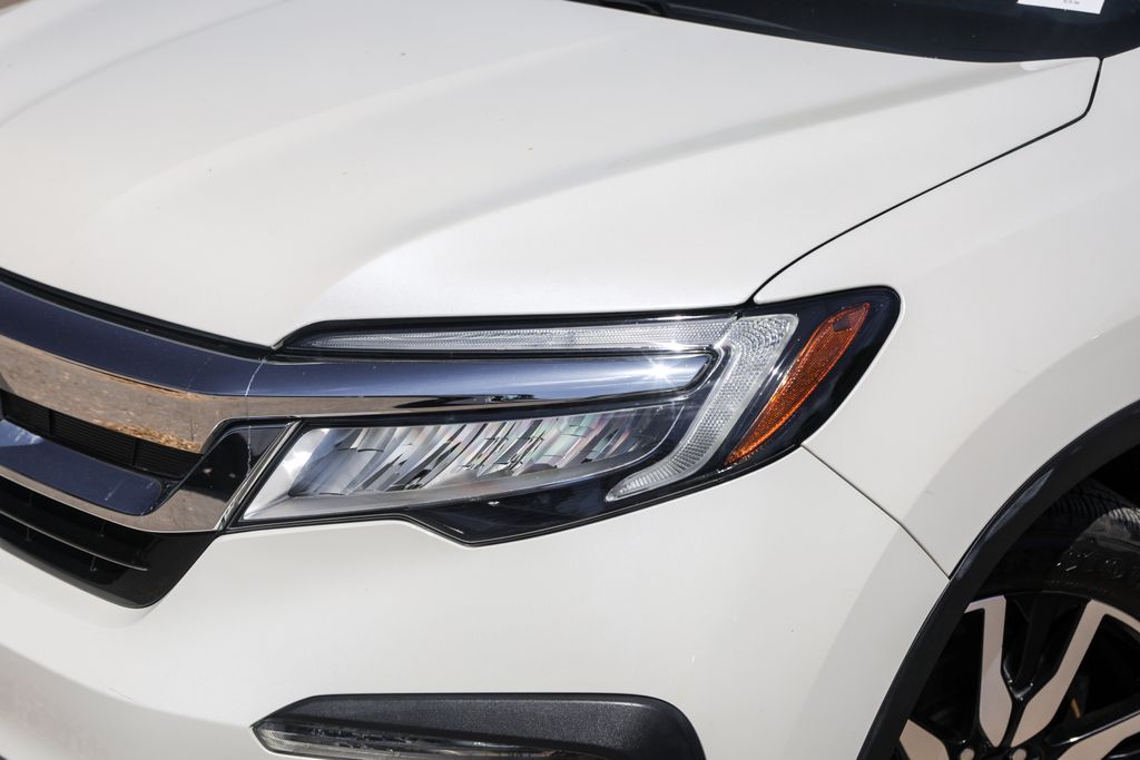 Used Car 2019 Honda Pilot  Elite For Sale Under $30,000 In Austin, Texas