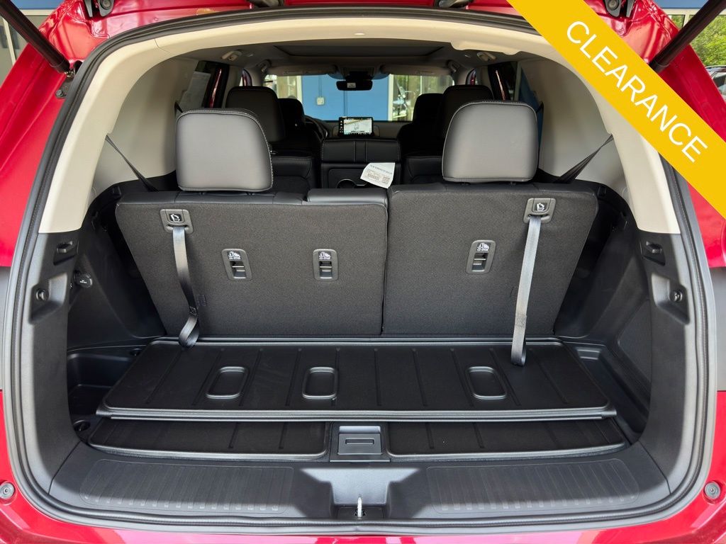 2025 Honda Pilot Touring Red at Community Honda