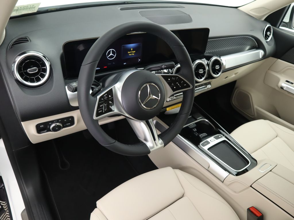 Thumbnail: 2026 Mercedes-Benz GLB - 10