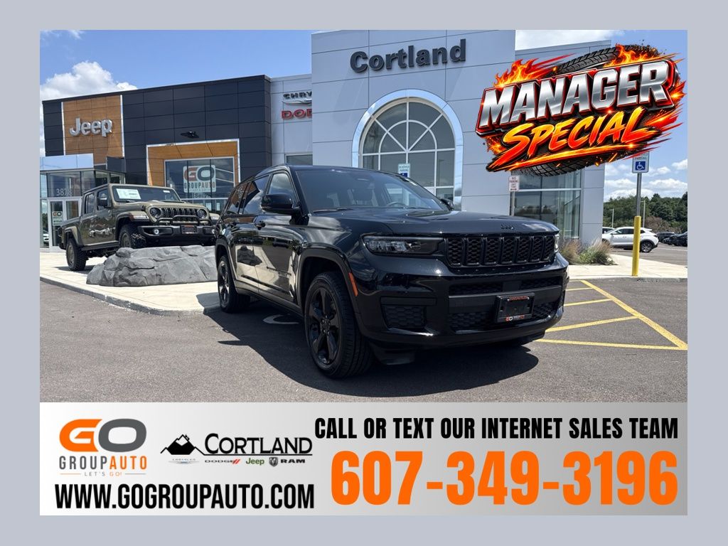 Diamond Black Crystal Pearlcoat 2023 Jeep Grand Cherokee L SUV / Crossover Four-Wheel Drive 8-Speed Automatic