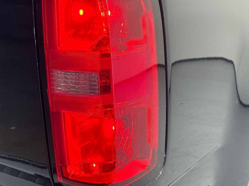 Used Car 2020 Chevrolet Colorado  Work Truck For Sale Under $20,000 In Austin, Texas