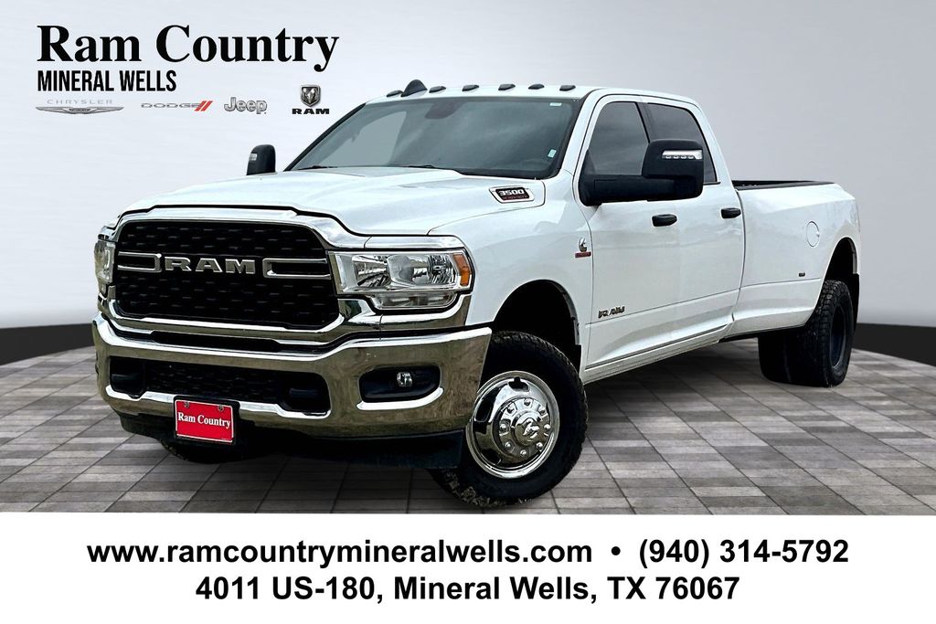Bright White Clearcoat 2024 RAM 3500 Big Horn Crew Cab LB DRW 4WD Pickup Truck Four-Wheel Drive 6-Speed Automatic