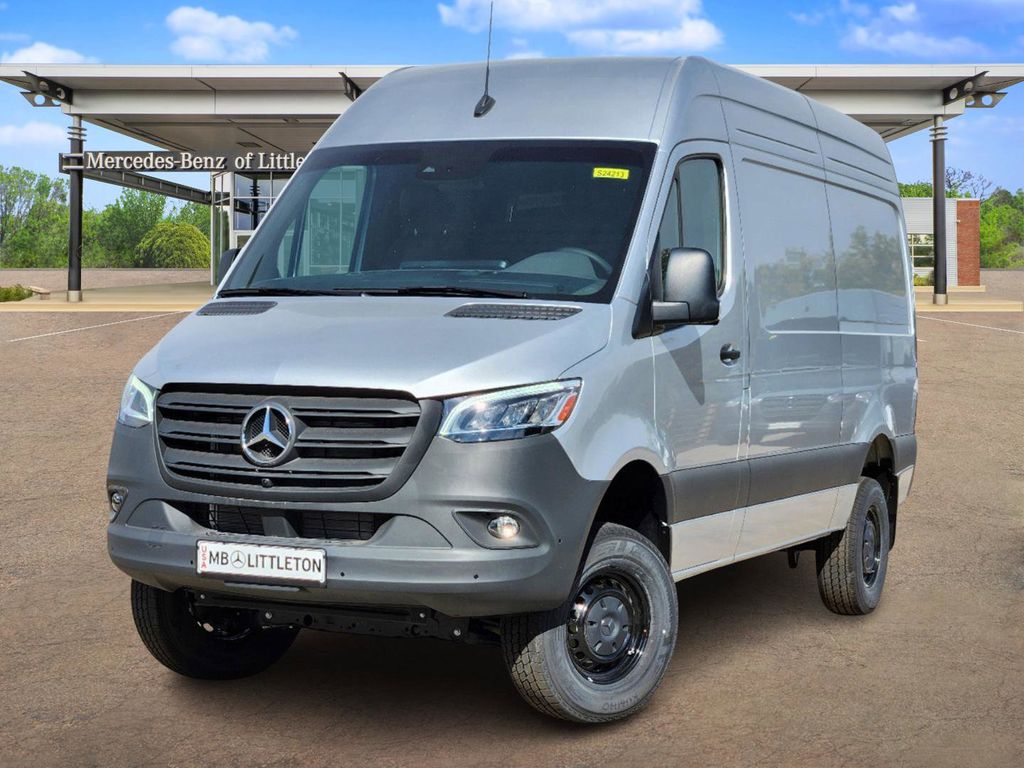 2024 Mercedes-Benz Sprinter 2500 Cargo 144 WB 1