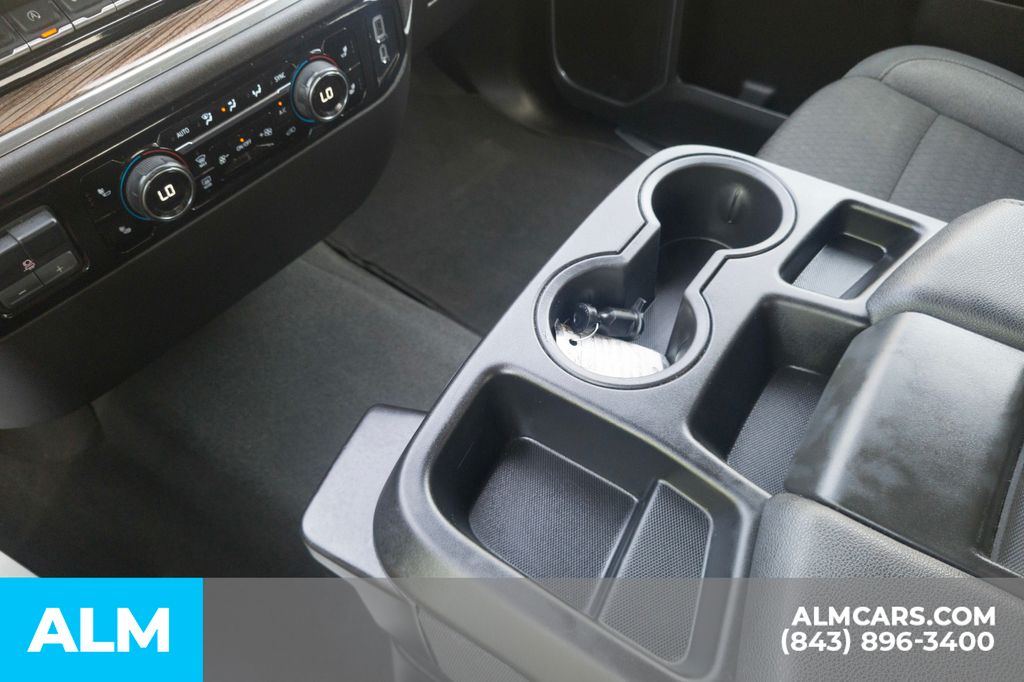 Used 2025 Summit White Chevrolet LT image 29