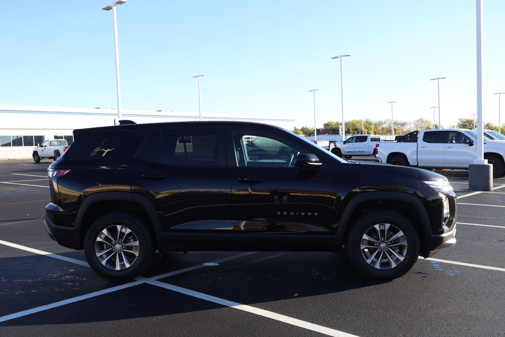 Thumbnail: 2026 Chevrolet Equinox - 9