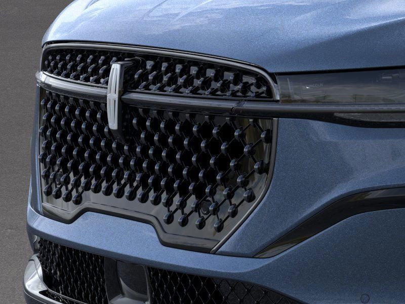 Thumbnail: 2026 Lincoln Nautilus - 17