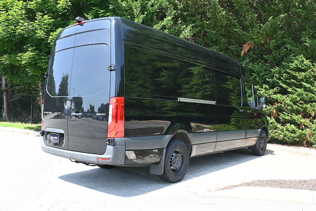 Thumbnail: 2024 Mercedes-Benz Sprinter - 7