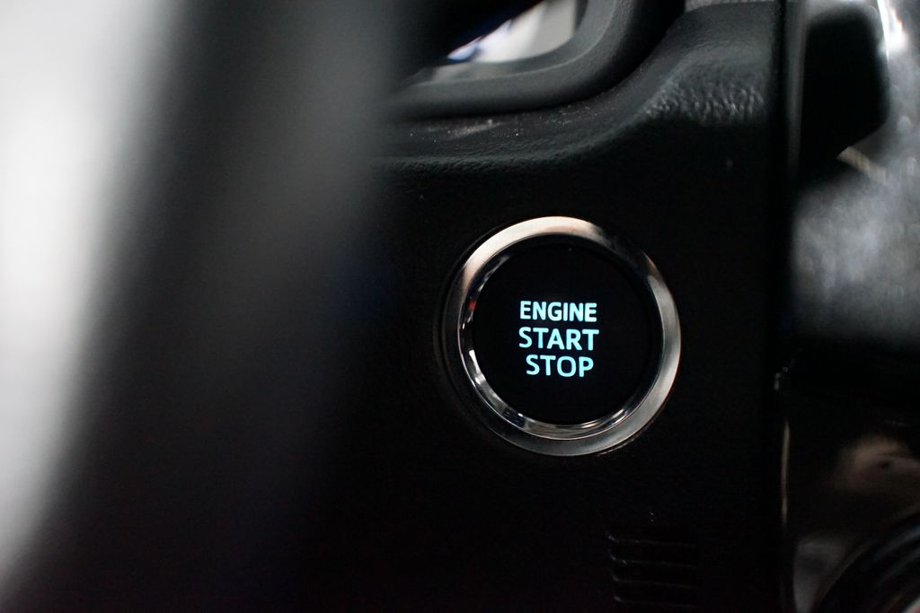 Thumbnail: 2024 Toyota 4Runner - 25