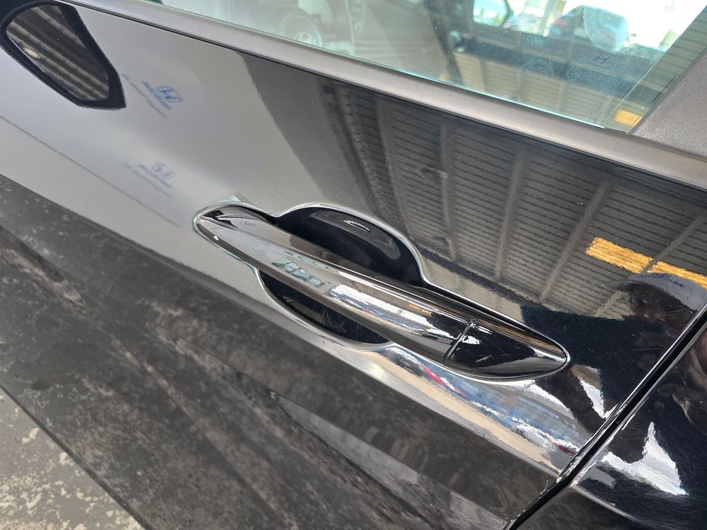 Thumbnail: 2025 Hyundai Elantra - 29