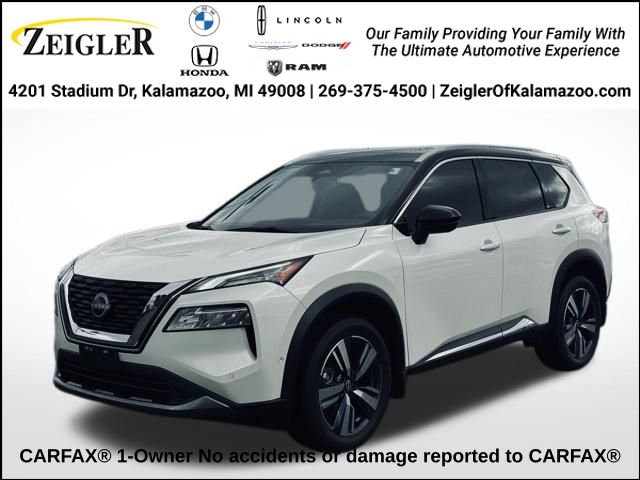 Pearl White Tricoat/Super Black 2023 Nissan Rogue SUV / Crossover All-Wheel Drive Continuously Variable Transmission