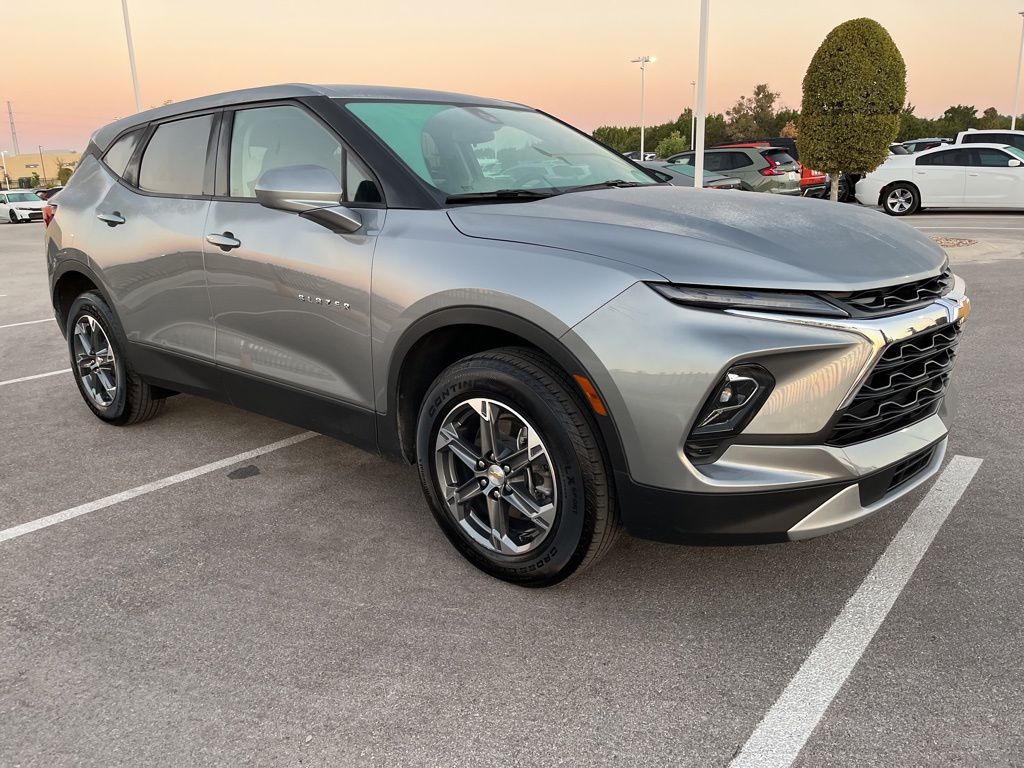 Thumbnail: 2025 Chevrolet Blazer - 3