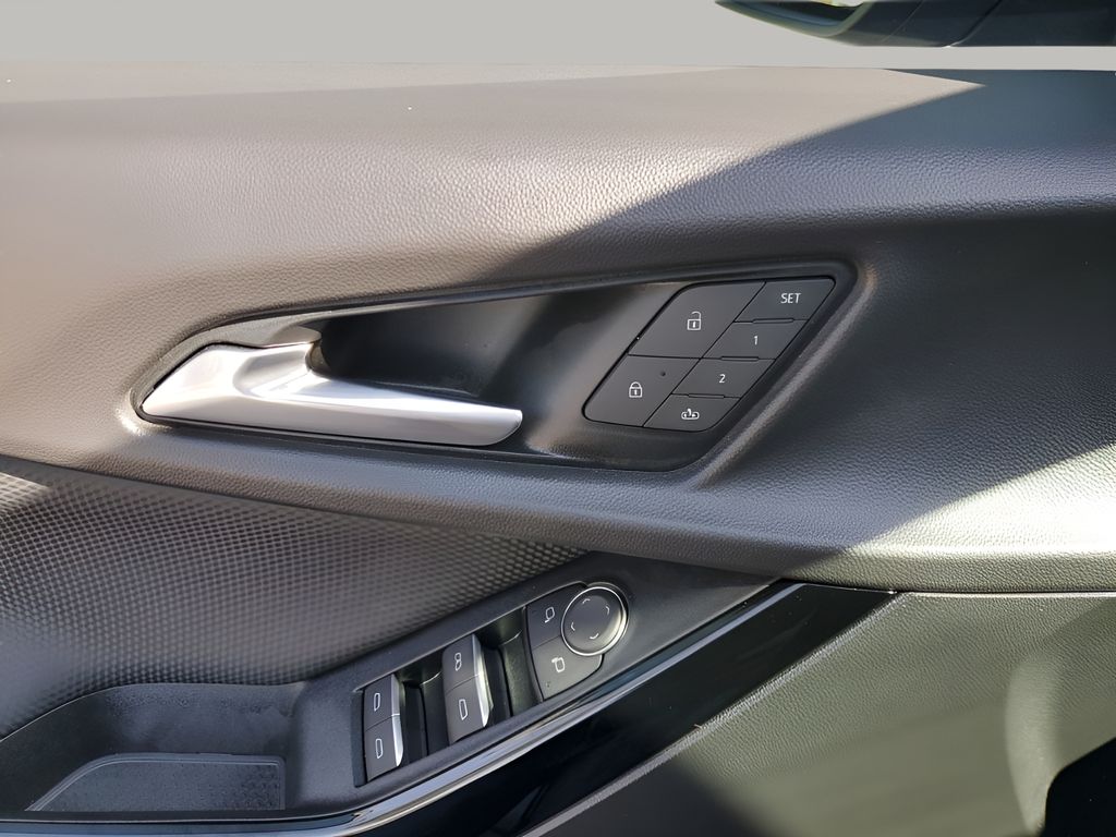 Used Car 2025 Chevrolet Equinox  Rs For Sale Under $35,000 In Austin, Texas