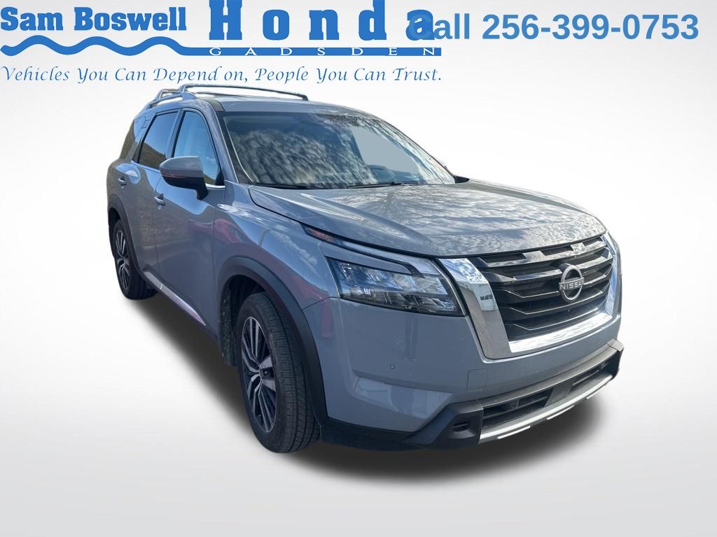 2025 Nissan Pathfinder Platinum FWD