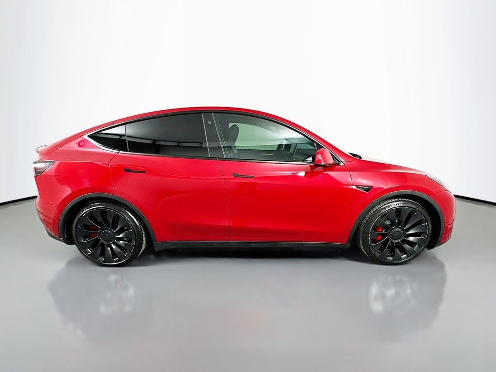Thumbnail: 2022 Tesla Model Y - 4