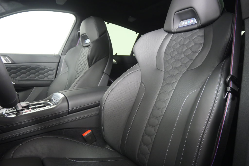 Thumbnail: 2027 BMW X6 - 11