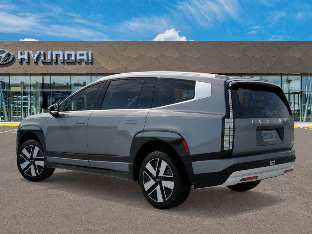 New 2026 Gray Hyundai SEL image 5