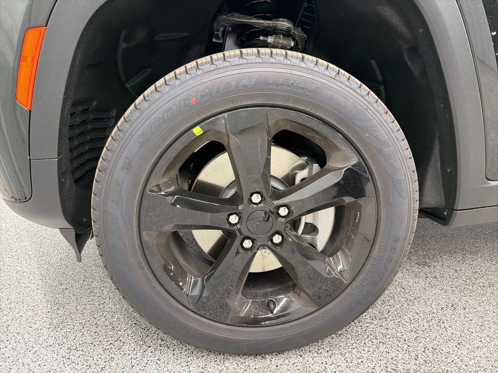 2026 Jeep Grand Cherokee L Limited Black at Victoria Chrysler Dodge Jeep Ram