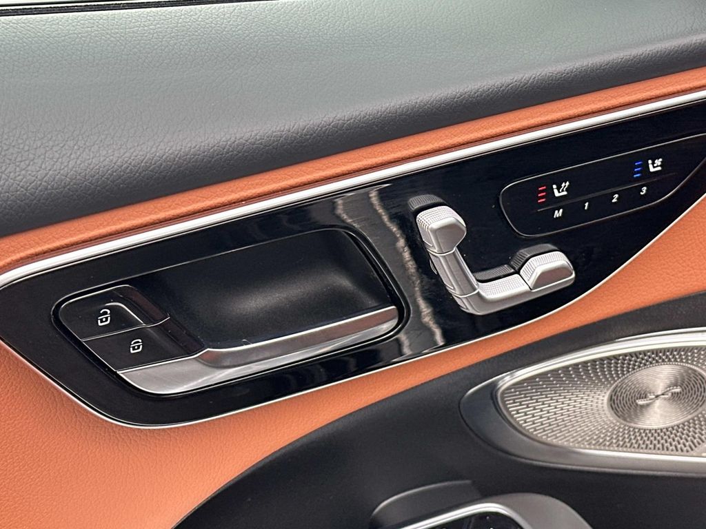 Thumbnail: 2025 Mercedes-Benz C-Class - 29