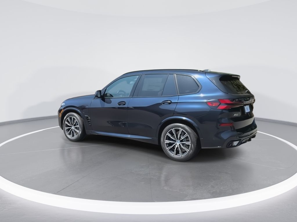 2025 BMW X5 xDrive50e 6