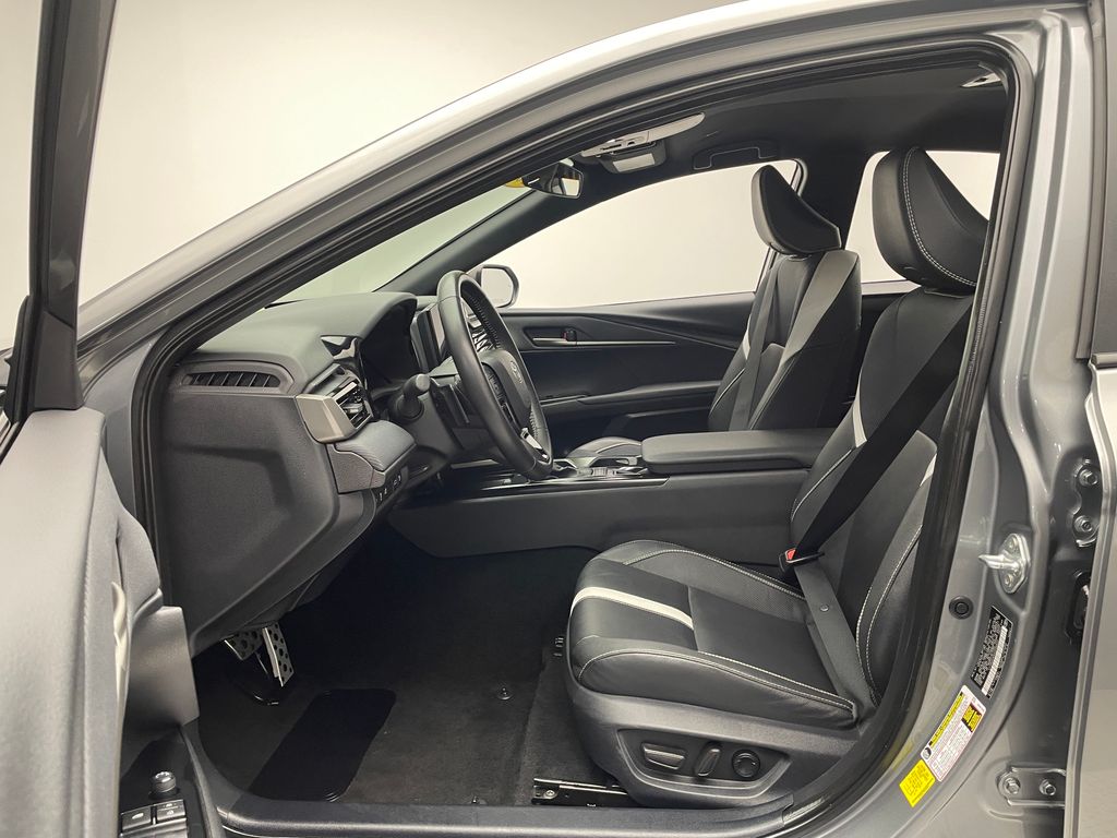 Thumbnail: 2025 Toyota Camry - 12