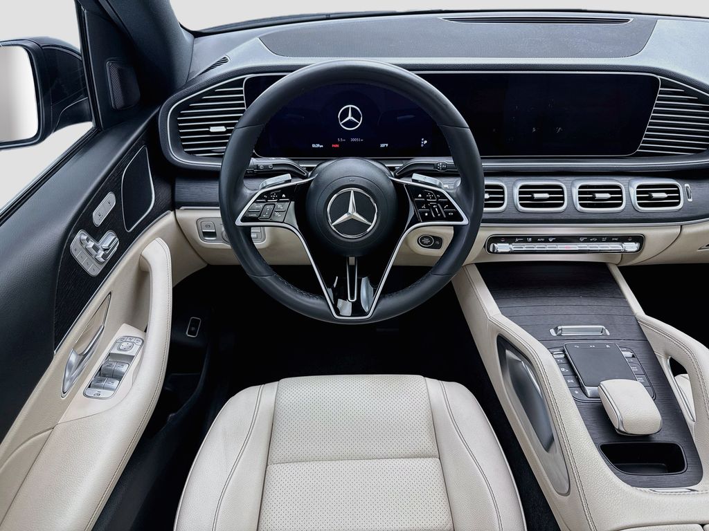 Thumbnail: 2024 Mercedes-Benz GLE - 10