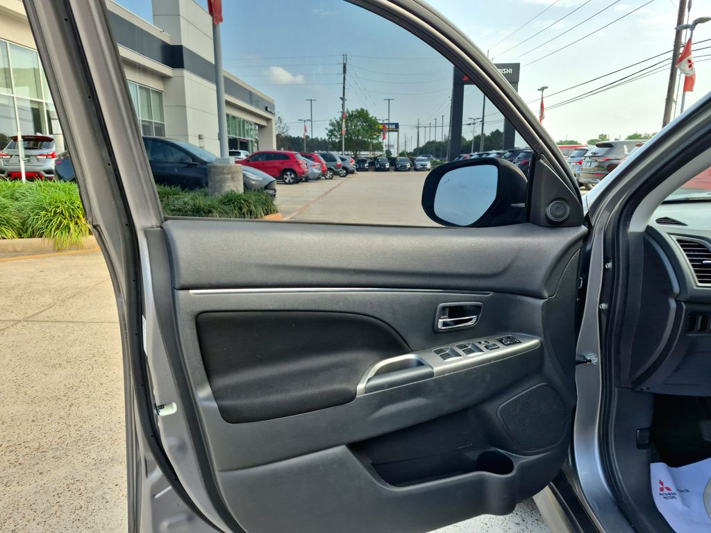 2019 Mitsubishi Outlander Sport 2.0 SE Gray at Autostrade
