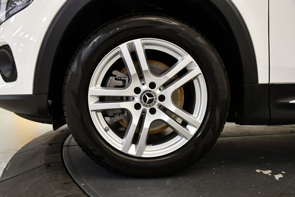 Thumbnail: 2021 Mercedes-Benz GLB - 13