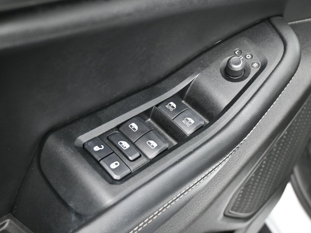 Used 2024 Bright White Clearcoat Jeep Altitude X image 31