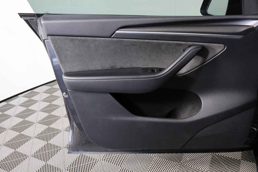 Thumbnail: 2024 Tesla Model Y - 12