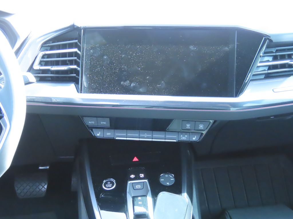 Thumbnail: 2024 Audi Q4 e-tron - 8