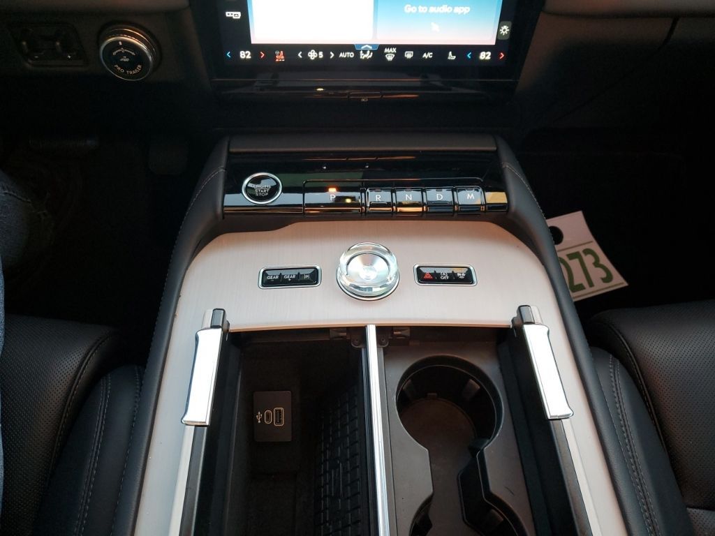 Used Car 2025 Lincoln Navigator L  Reserve For Sale Under $100,000 In Austin, Texas