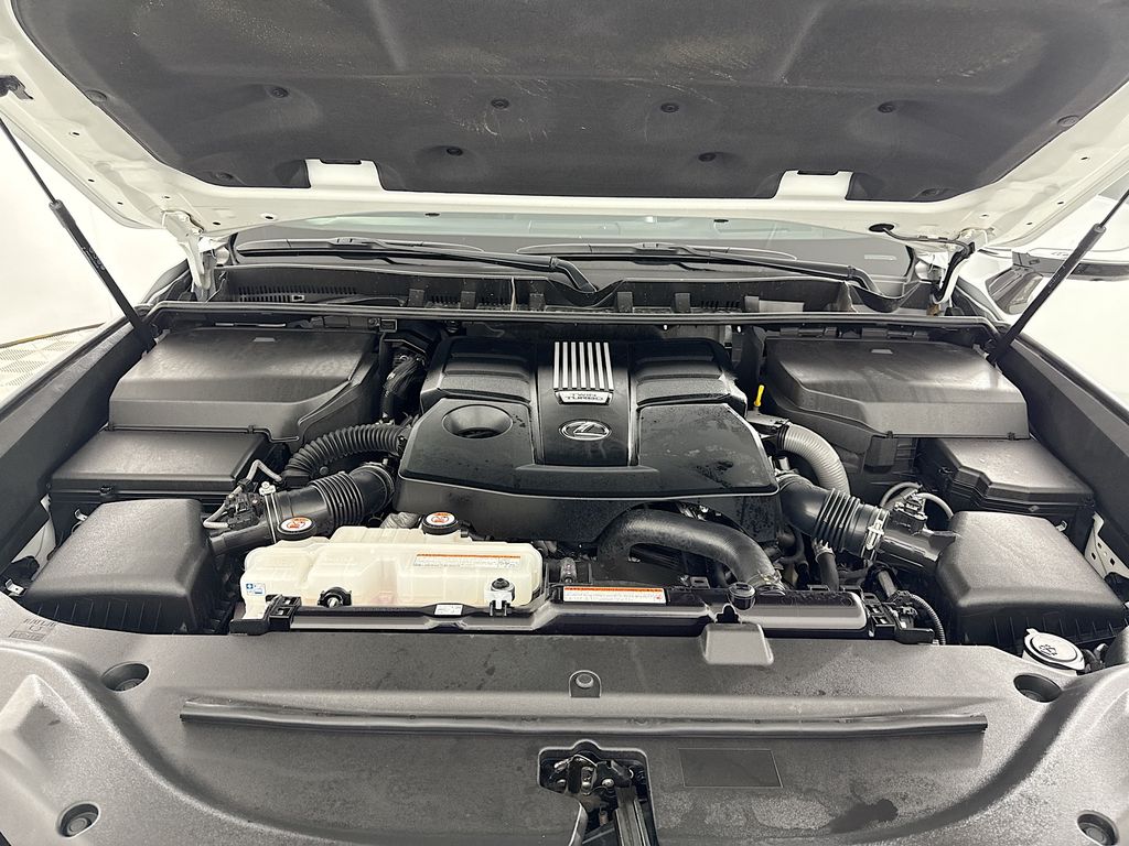 2024 Lexus LX 600 31