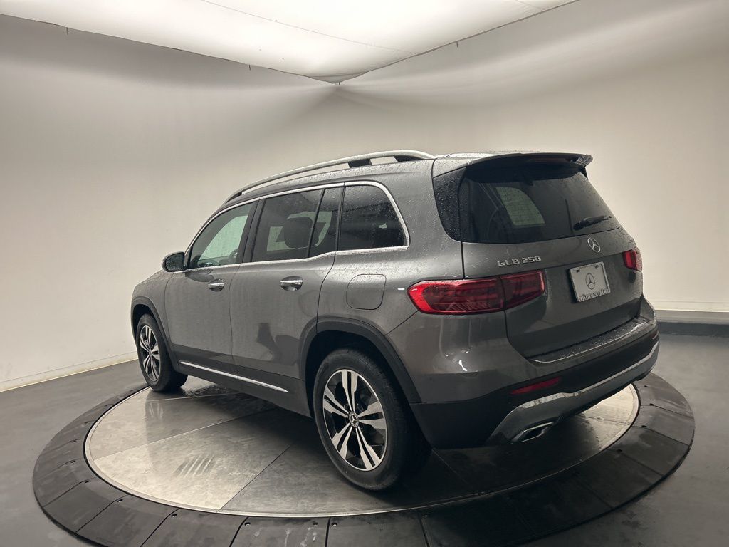 Thumbnail: 2026 Mercedes-Benz GLB - 5