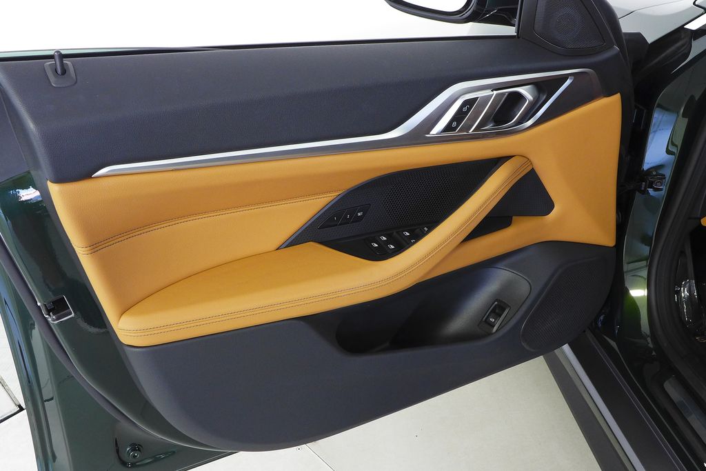 Thumbnail: 2023 BMW i4 - 11