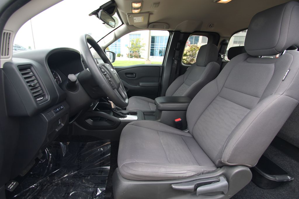 Used 2024 Nissan Frontier Truck