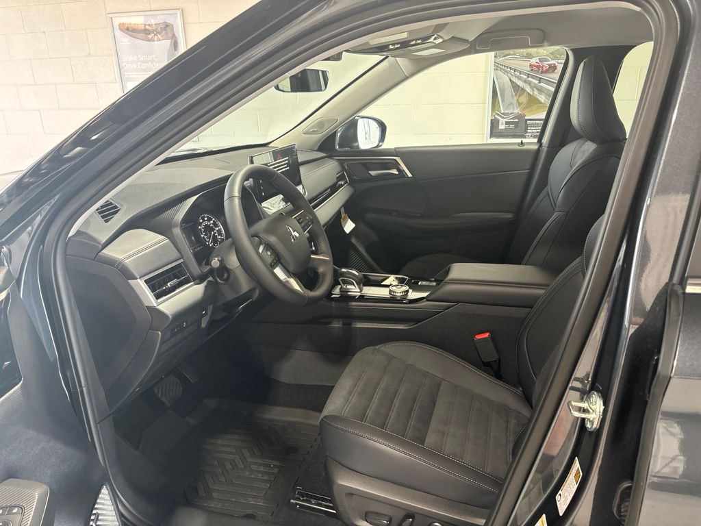 New 2026 Mitsubishi Outlander SUV