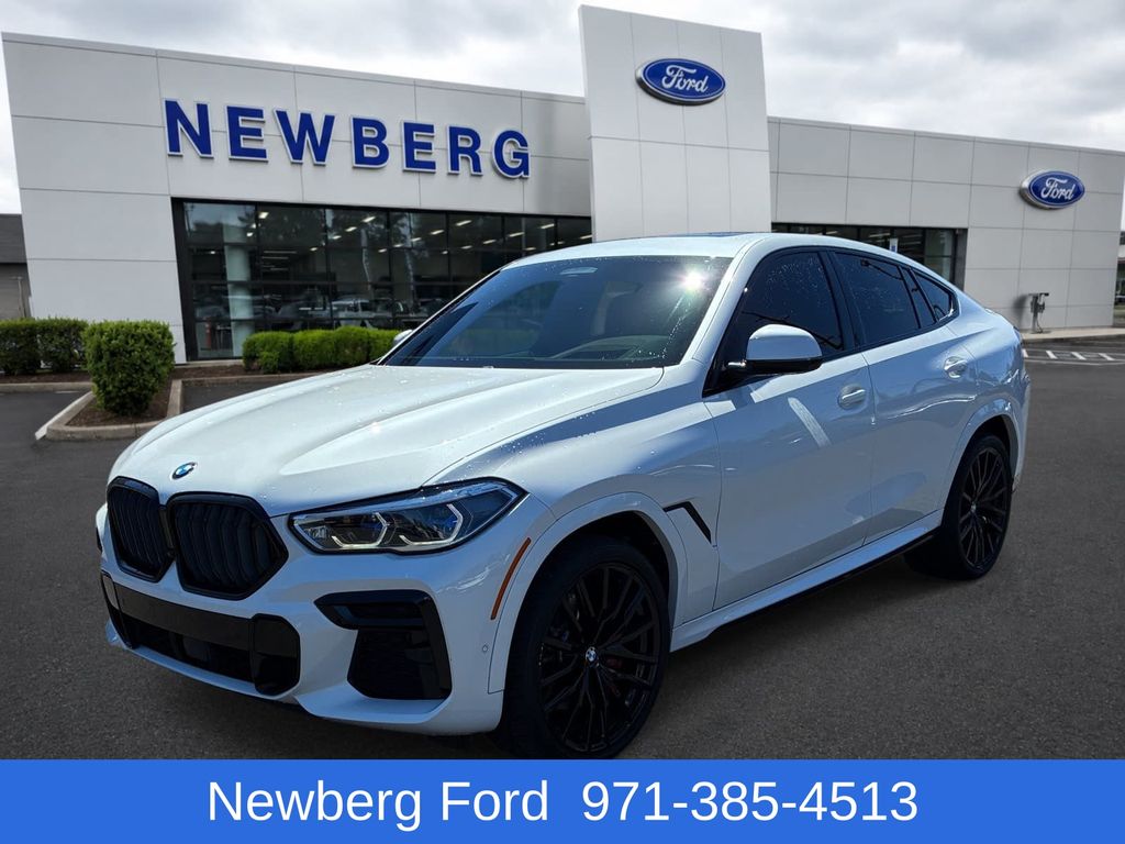 Mineral White Metallic 2022 BMW X6 SUV / Crossover All-Wheel Drive 8-Speed Automatic