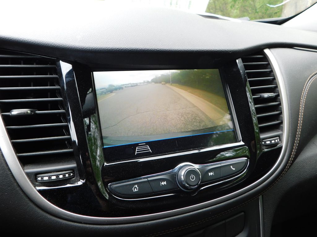 Thumbnail: 2019 Chevrolet Trax - 10