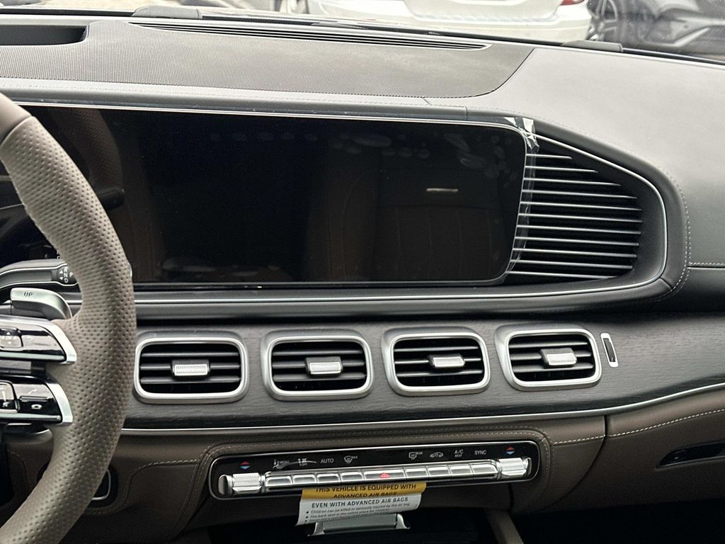 Thumbnail: 2026 Mercedes-Benz GLE - 20