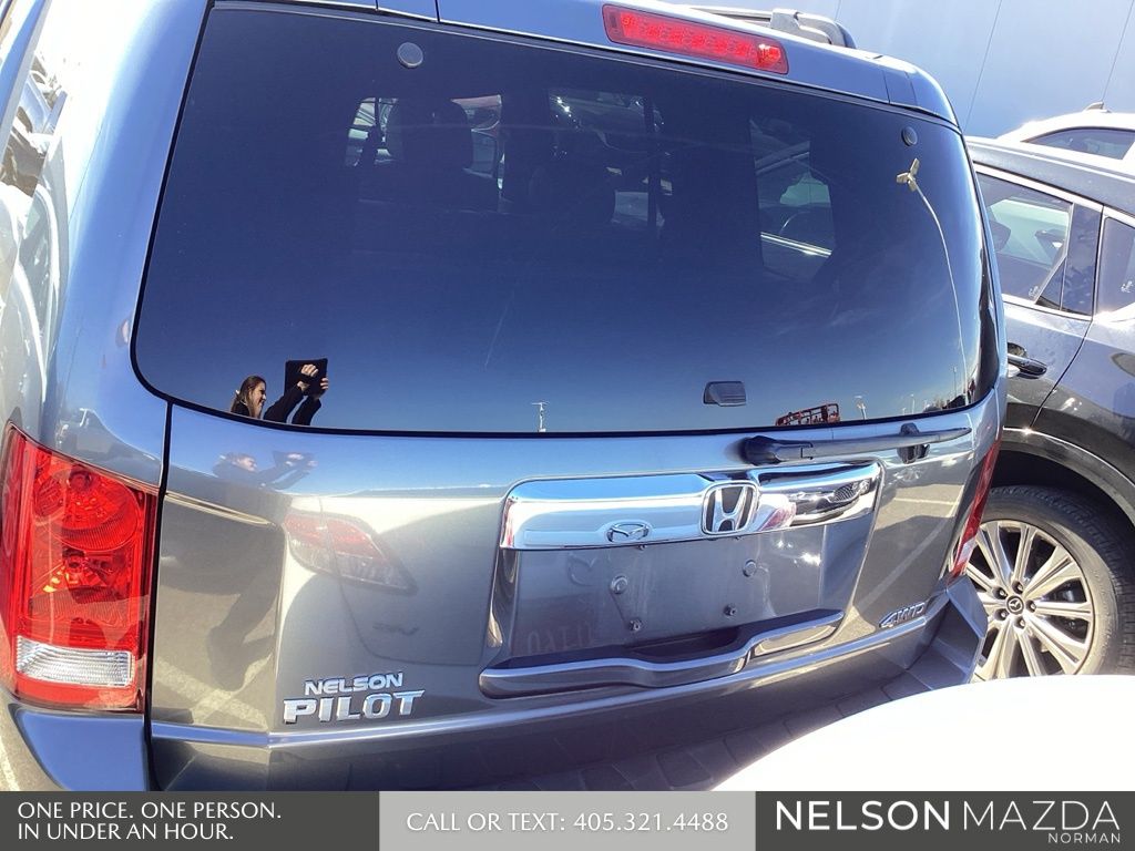 Used 2011 Gray Honda EX-L image 7