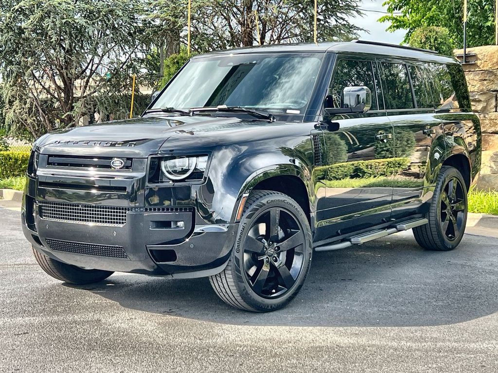 Narvik Black 2026 Land Rover Defender 110 P635 OCTA AWD SUV / Crossover All-Wheel Drive 8-Speed Automatic